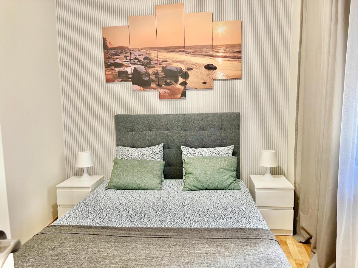 Comfortable Renovated Flat, Wifi! Badalona Exterior photo